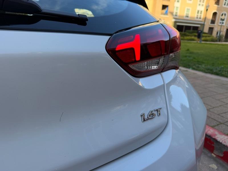 Hyundai Veloster Turbo R-Spec 3D Coupe 2019
