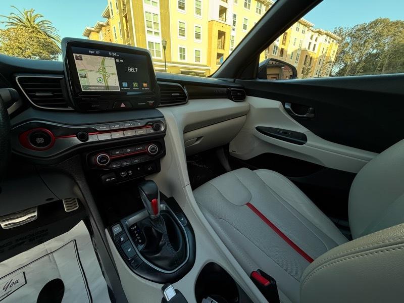 Hyundai Veloster Turbo R-Spec 3D Coupe 2019