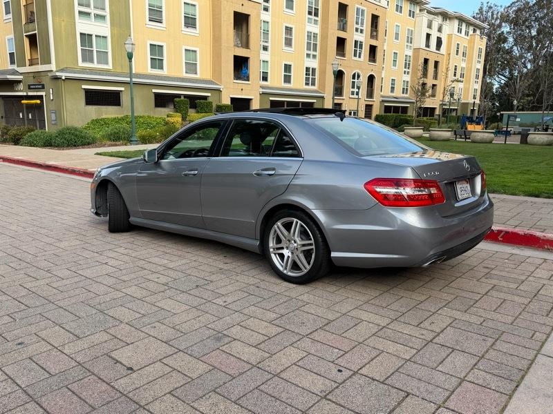 Mercedes-Benz E-Class E550 Sedan 2010