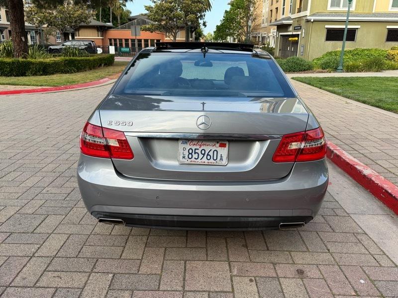 Mercedes-Benz E-Class E550 Sedan 2010