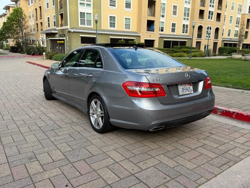 Mercedes-Benz E-Class E550 Sedan 2010