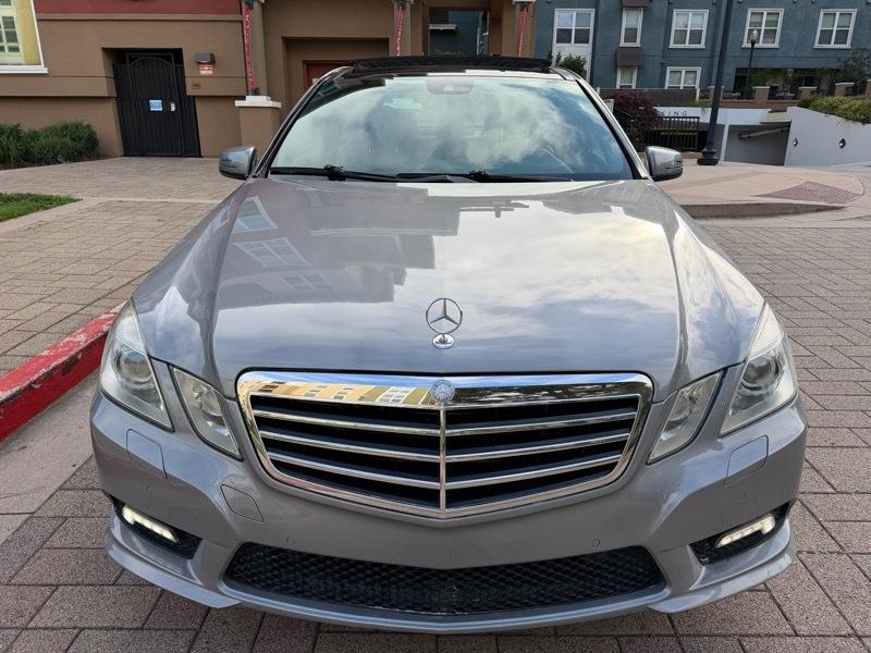 Mercedes-Benz E-Class E550 Sedan 2010