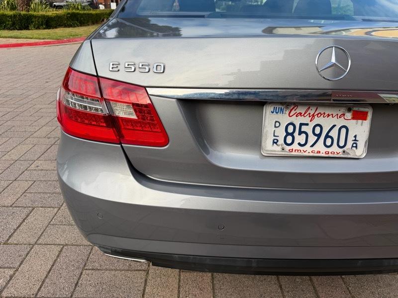 Mercedes-Benz E-Class E550 Sedan 2010