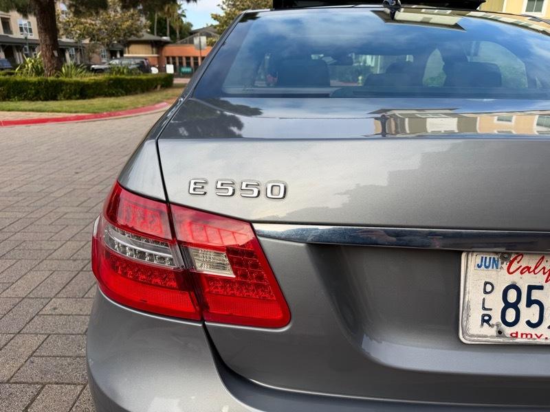 Mercedes-Benz E-Class E550 Sedan 2010