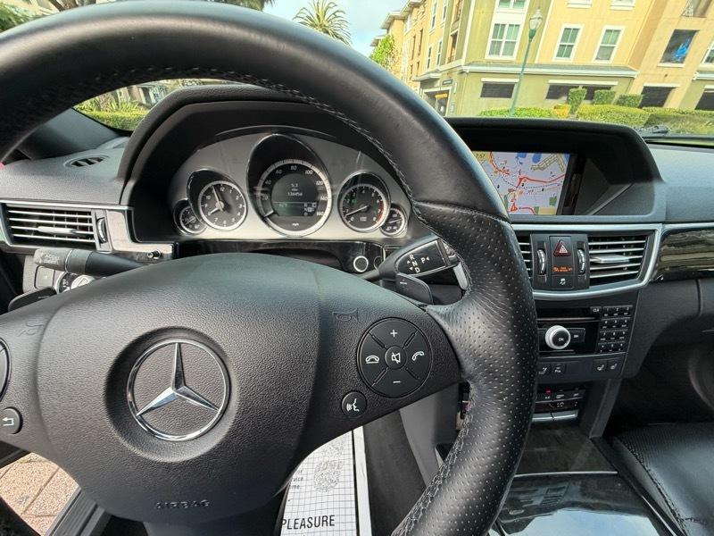 Mercedes-Benz E-Class E550 Sedan 2010