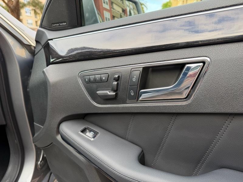 Mercedes-Benz E-Class E550 Sedan 2010
