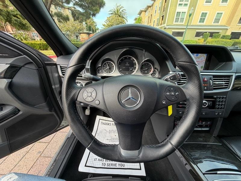 Mercedes-Benz E-Class E550 Sedan 2010