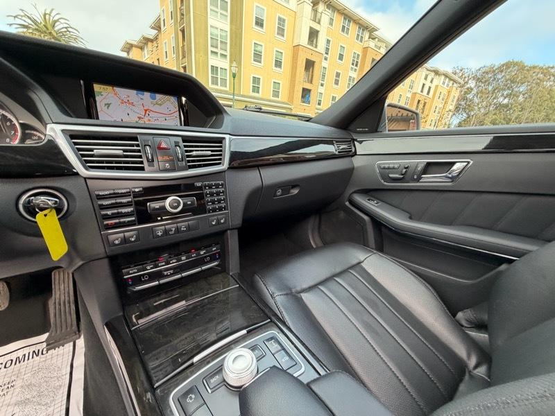 Mercedes-Benz E-Class E550 Sedan 2010
