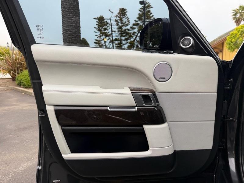 Land Rover Range Rover 5.0L V8 Supercharged 2014