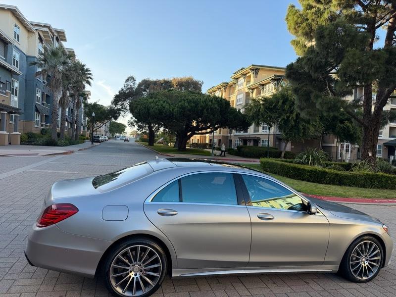 Mercedes-Benz S-Class S550 2015