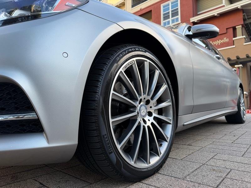 Mercedes-Benz S-Class S550 2015