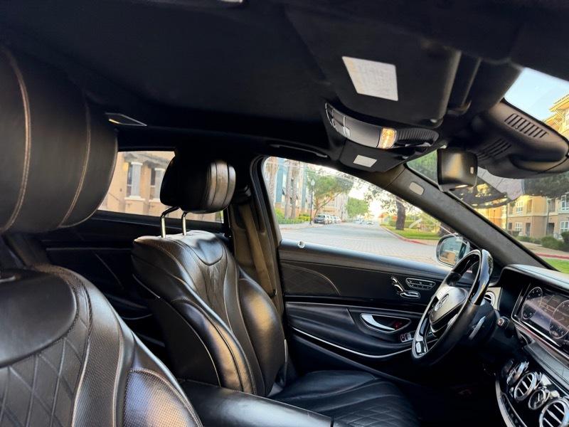 Mercedes-Benz S-Class S550 2015
