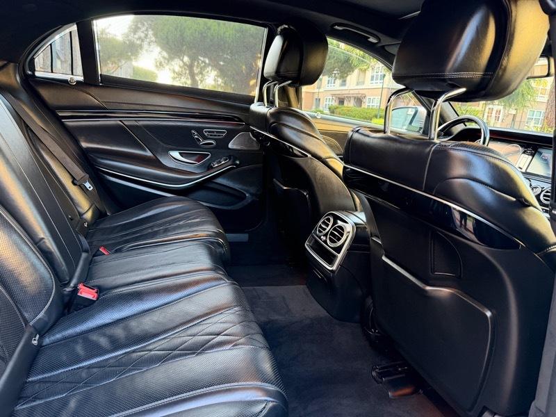 Mercedes-Benz S-Class S550 2015