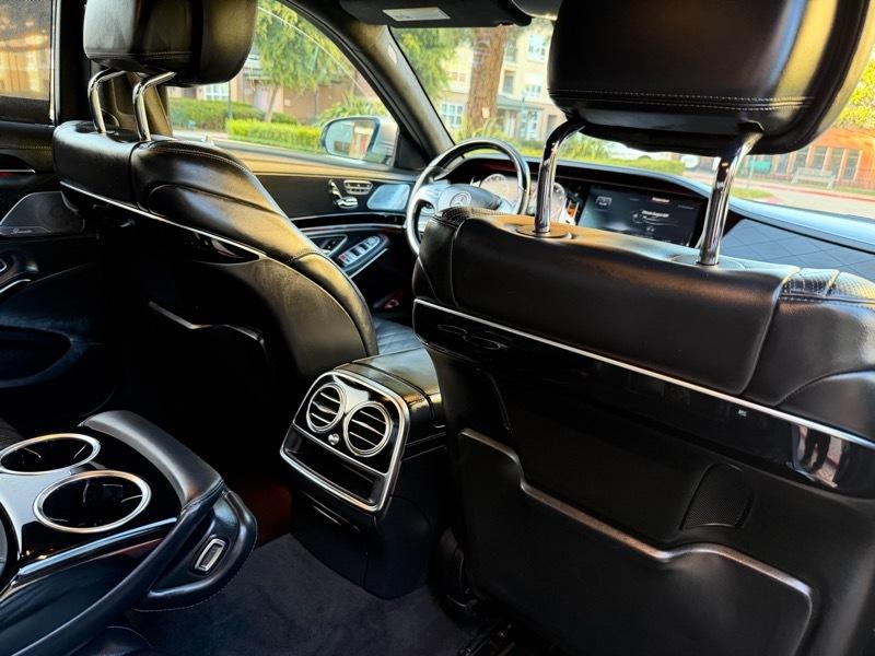 Mercedes-Benz S-Class S550 2015