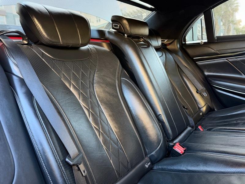 Mercedes-Benz S-Class S550 2015