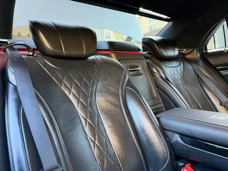 Mercedes-Benz S-Class S550 2015