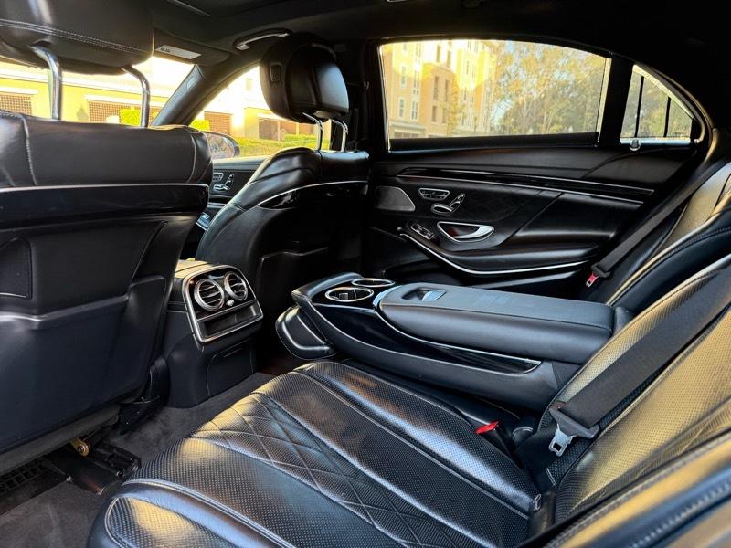 Mercedes-Benz S-Class S550 2015