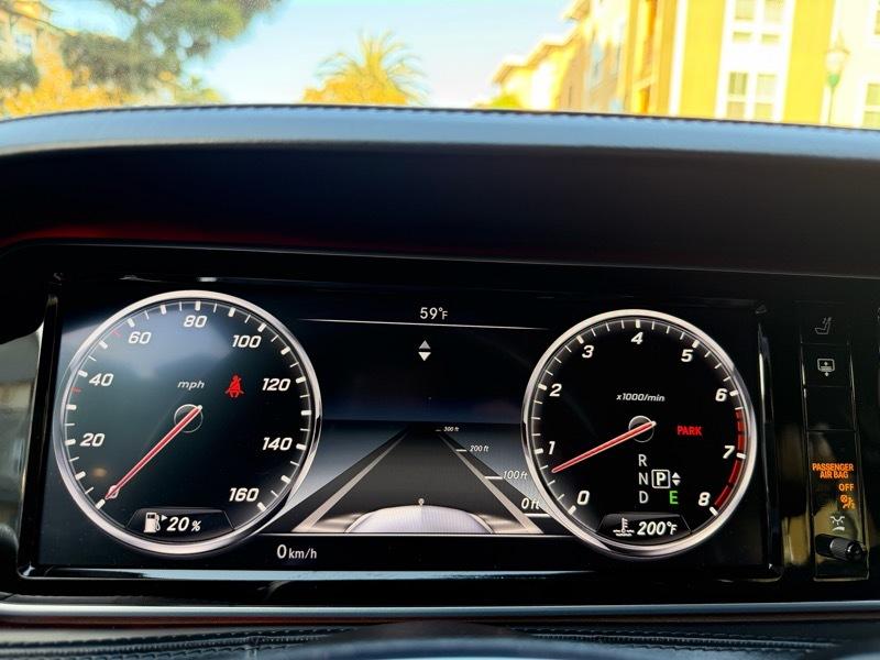 Mercedes-Benz S-Class S550 2015