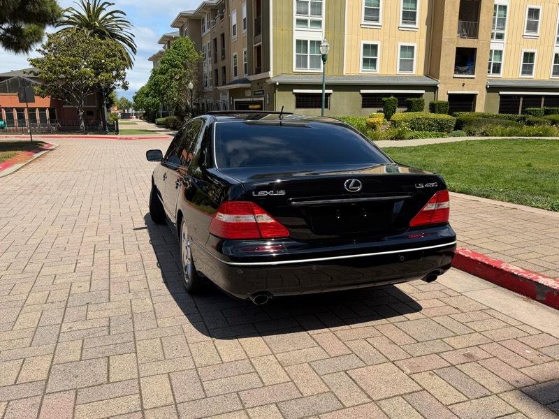 Lexus LS 430 Sedan 2005