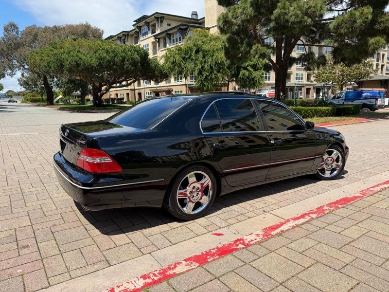 Lexus LS 430 Sedan 2005