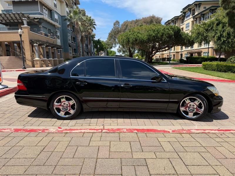Lexus LS 430 Sedan 2005