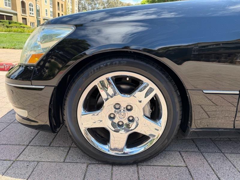 Lexus LS 430 Sedan 2005