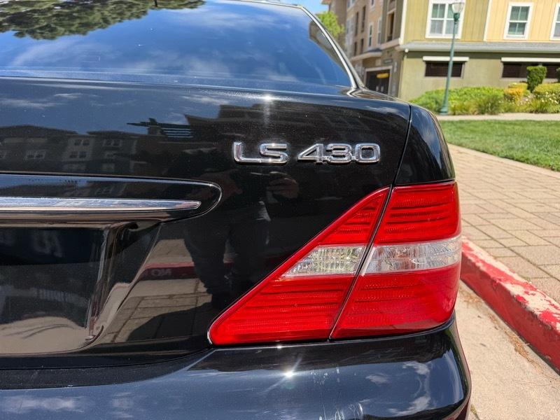 Lexus LS 430 Sedan 2005
