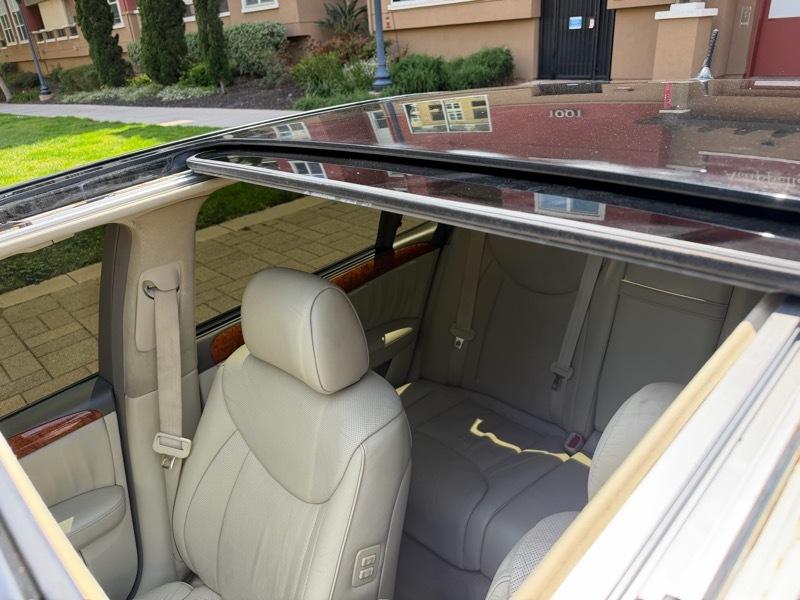 Lexus LS 430 Sedan 2005