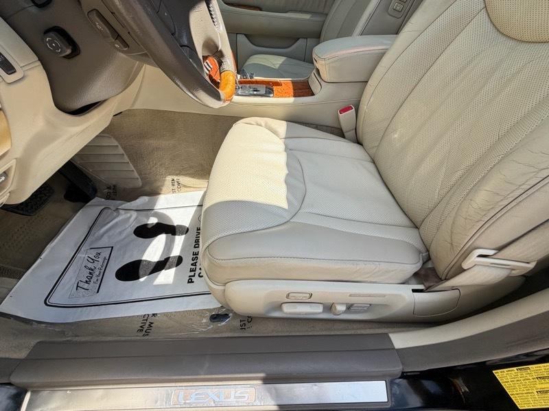 Lexus LS 430 Sedan 2005
