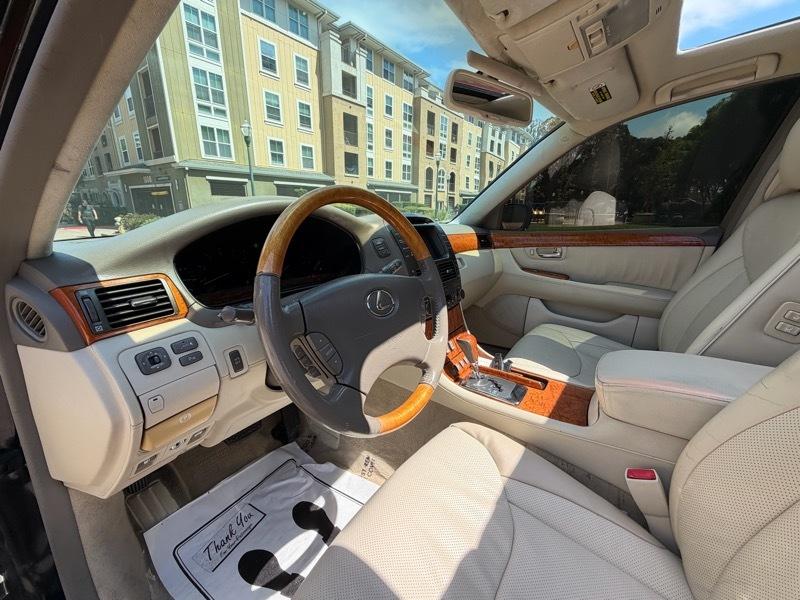 Lexus LS 430 Sedan 2005
