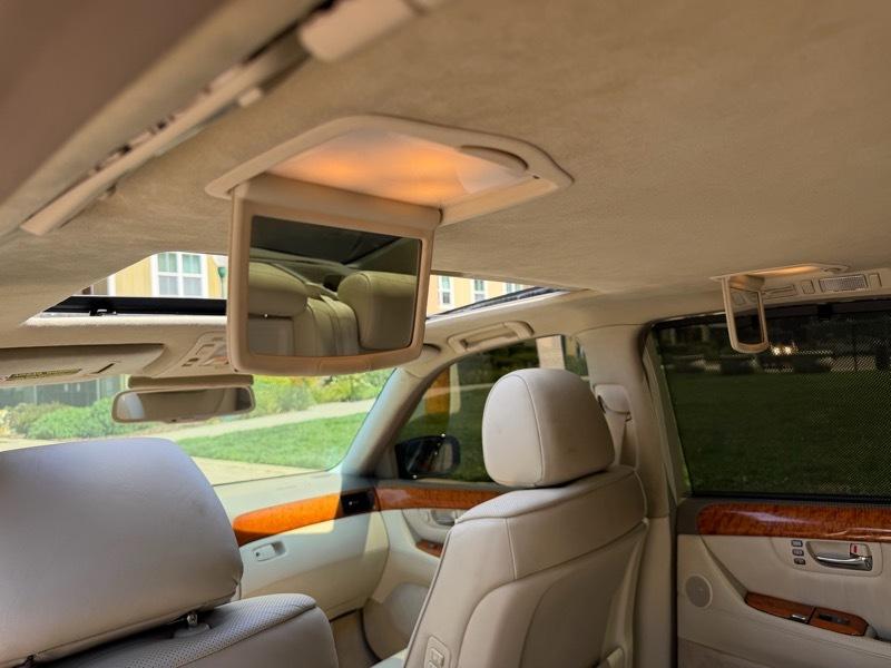 Lexus LS 430 Sedan 2005