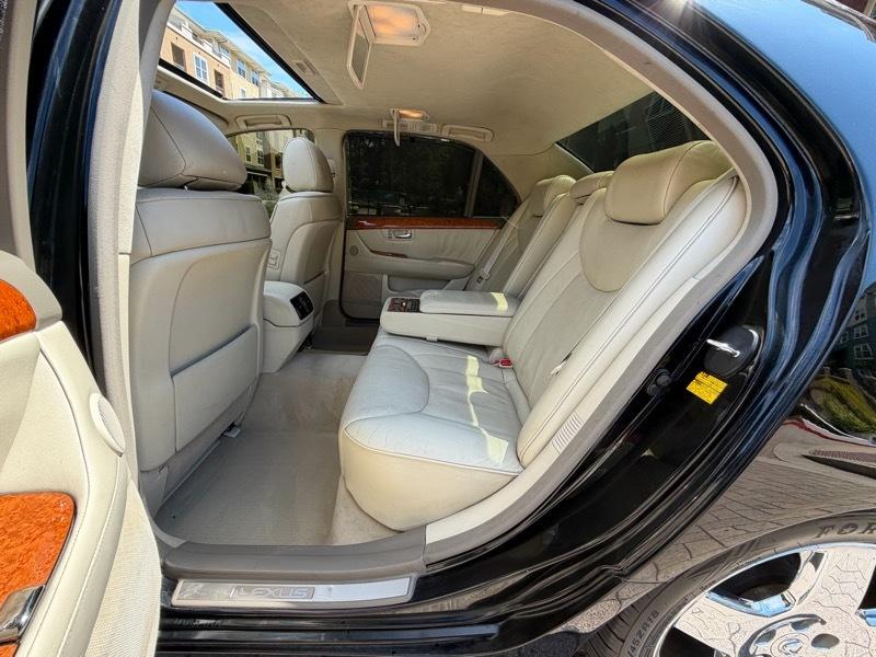 Lexus LS 430 Sedan 2005