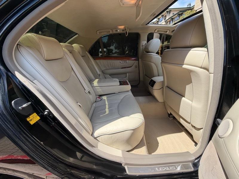 Lexus LS 430 Sedan 2005