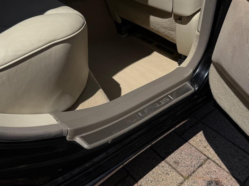 Lexus LS 430 Sedan 2005