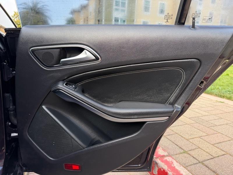 Mercedes-Benz CLA-Class CLA250 2014