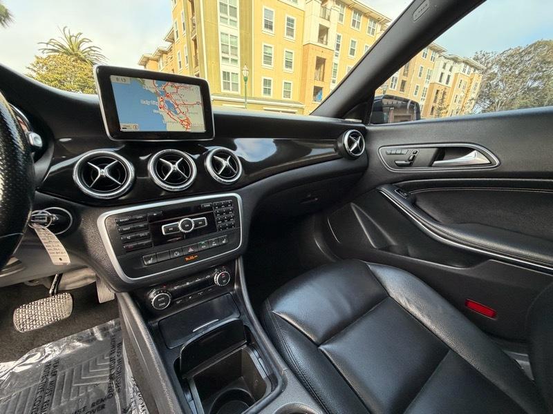 Mercedes-Benz CLA-Class CLA250 2014
