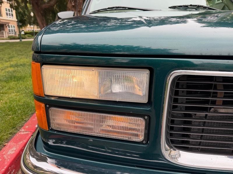 GMC Yukon 4WD 4dr 1500 SLT 1997