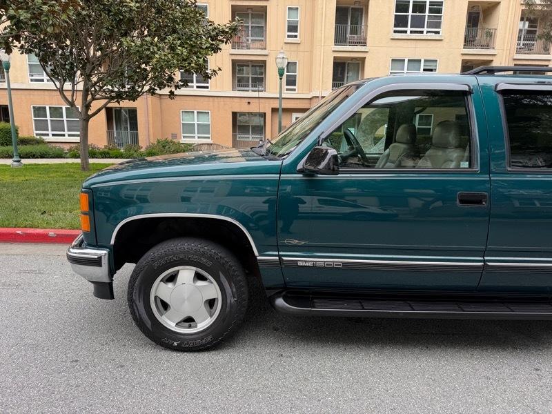 GMC Yukon 4WD 4dr 1500 SLT 1997