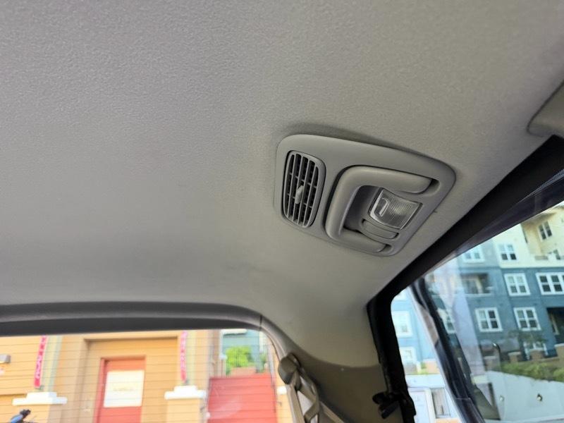 Toyota Sienna LE 7-Passenger Seating 2010
