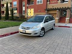 2010 Toyota Sienna 