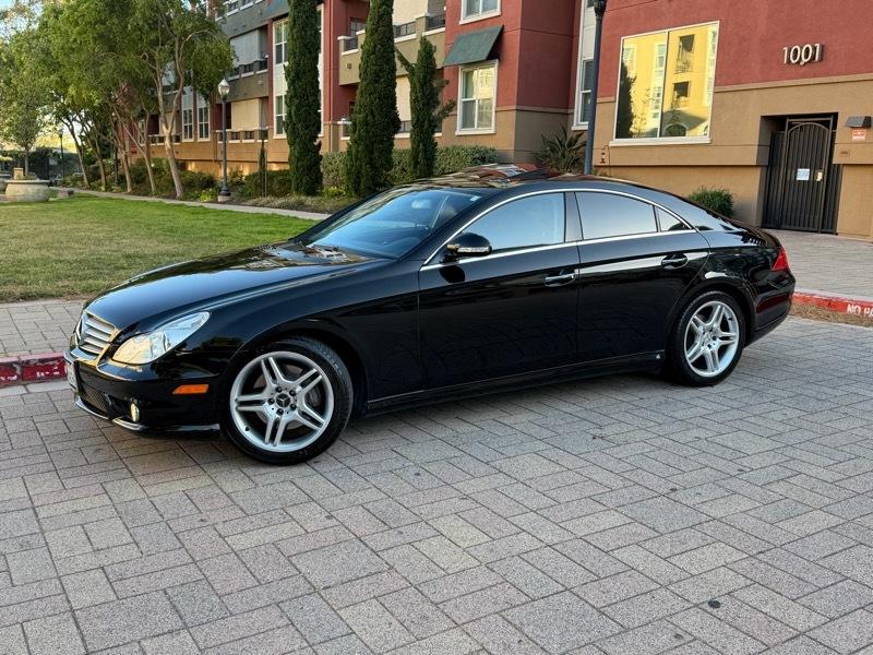 Mercedes-Benz CLS-Class CLS500 4-Door Coupe 2006