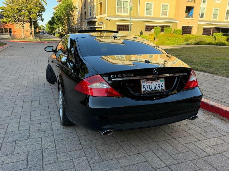 Mercedes-Benz CLS-Class CLS500 4-Door Coupe 2006