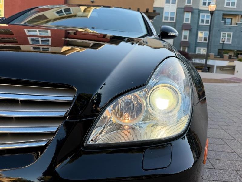 Mercedes-Benz CLS-Class CLS500 4-Door Coupe 2006