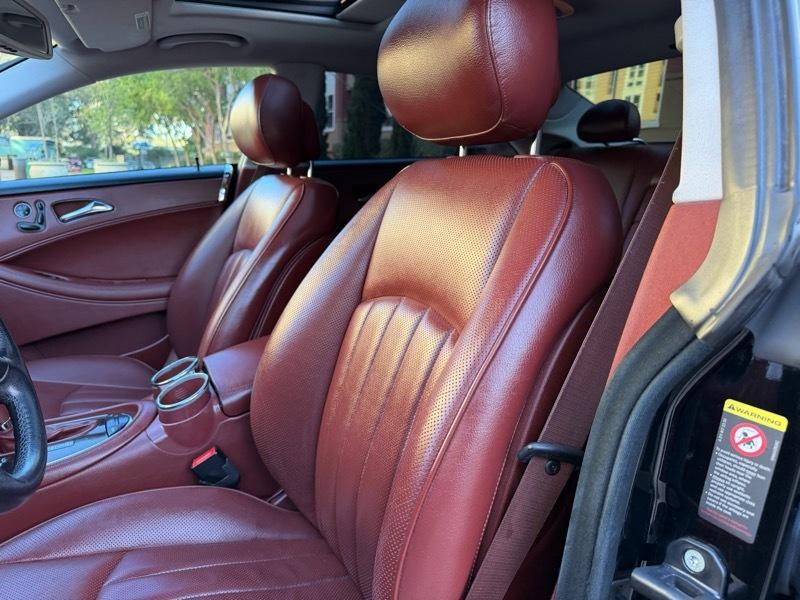 Mercedes-Benz CLS-Class CLS500 4-Door Coupe 2006