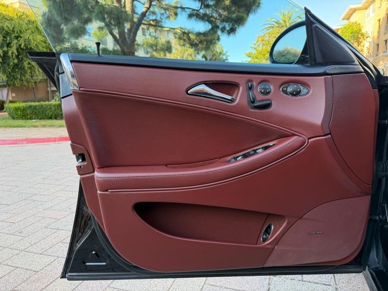 Mercedes-Benz CLS-Class CLS500 4-Door Coupe 2006