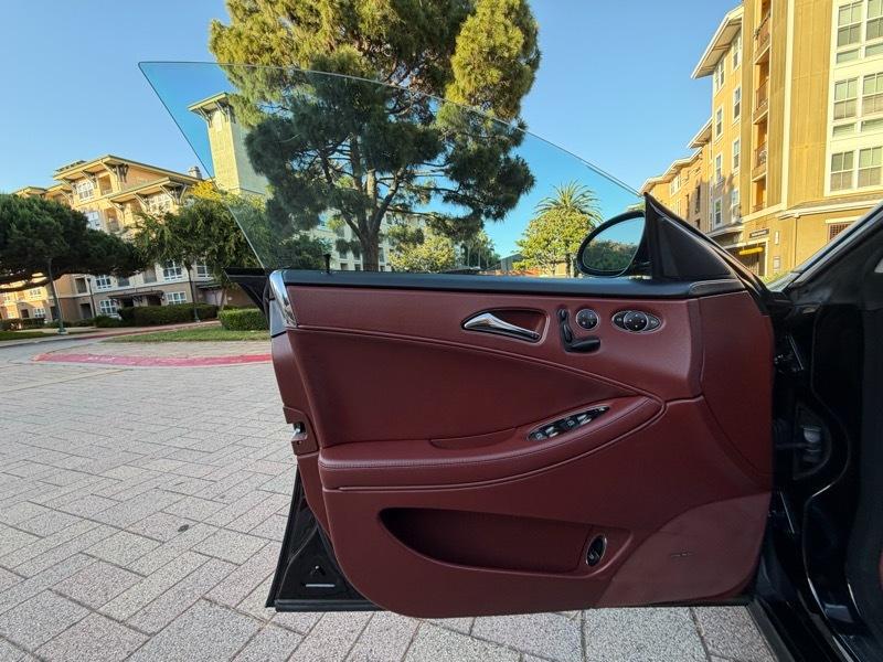 Mercedes-Benz CLS-Class CLS500 4-Door Coupe 2006