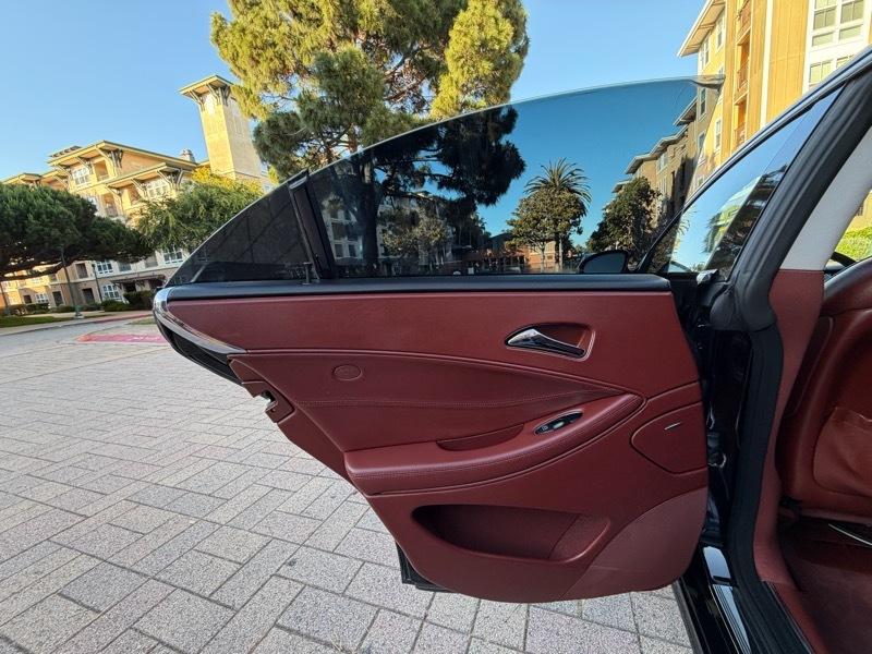Mercedes-Benz CLS-Class CLS500 4-Door Coupe 2006