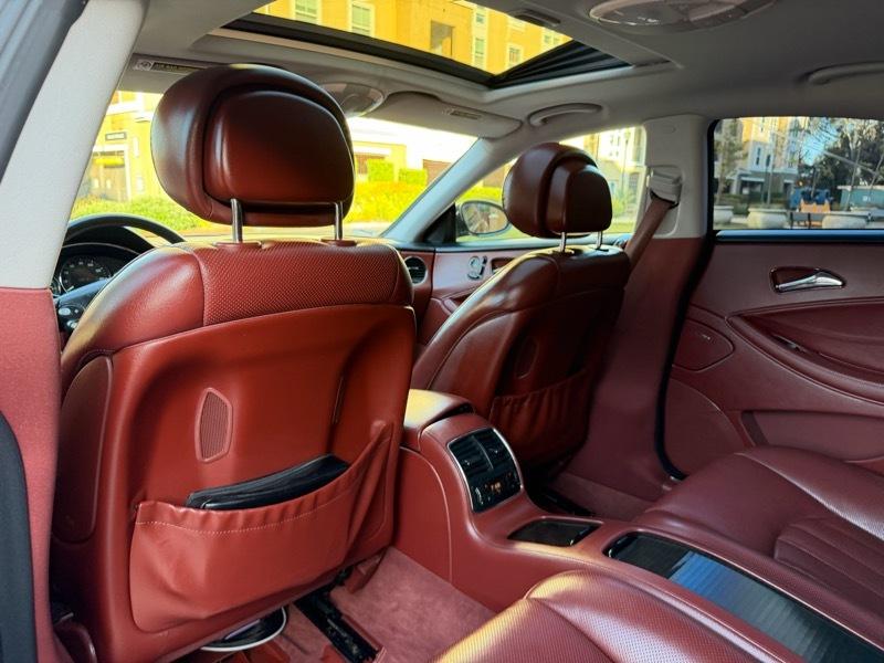 Mercedes-Benz CLS-Class CLS500 4-Door Coupe 2006