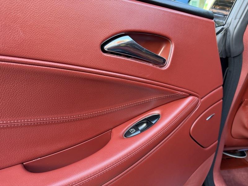 Mercedes-Benz CLS-Class CLS500 4-Door Coupe 2006