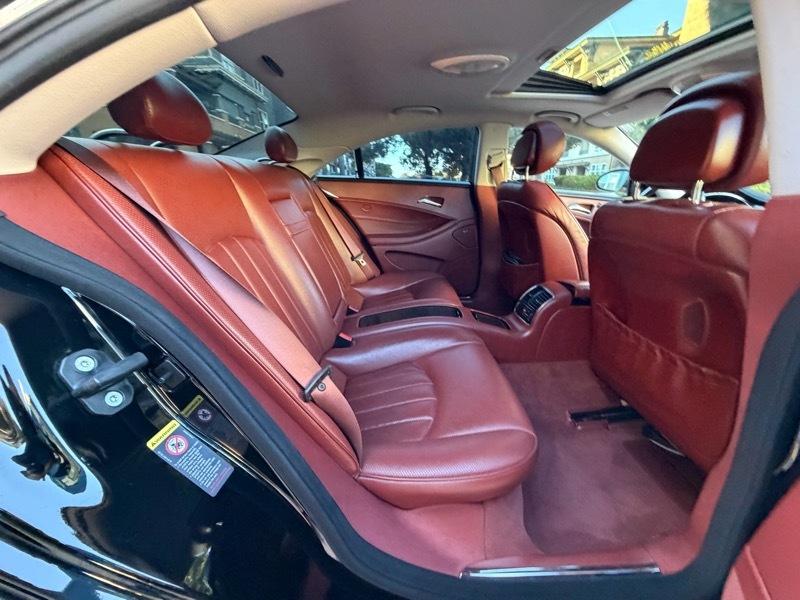 Mercedes-Benz CLS-Class CLS500 4-Door Coupe 2006